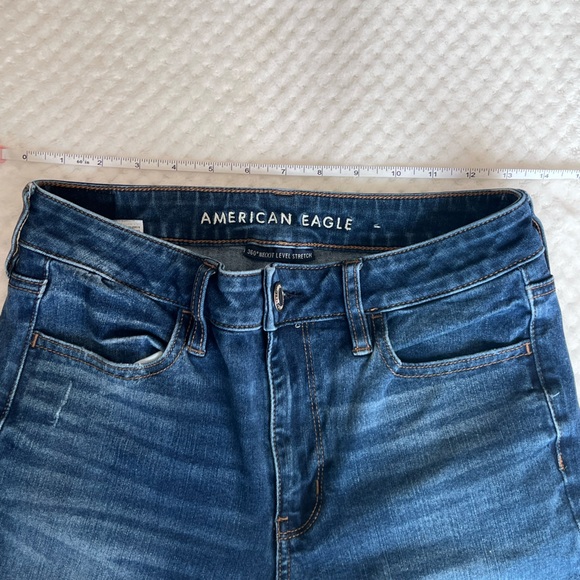 American Eagle Outfitters Dark Wash Jeans - Picture 3 of 9
